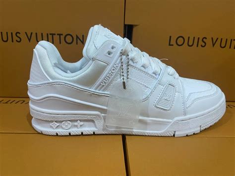 louis vuitton trainer blanche|louis vuitton trainer shoes.